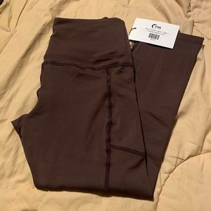 Zyia wine light n tights with pockets